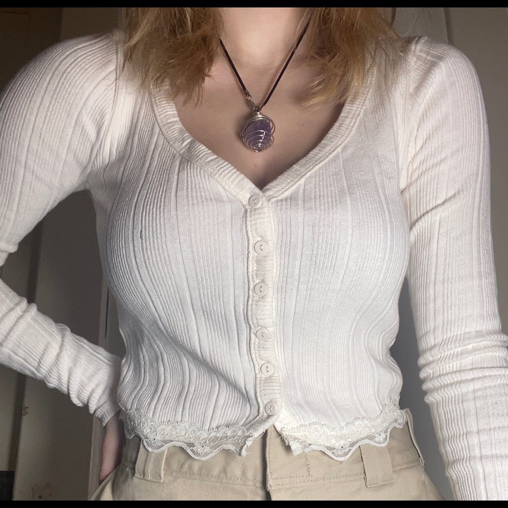 Ivory button up sweater 💜